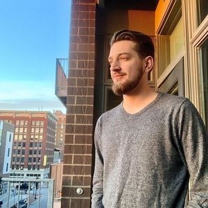 Meet your Posher, Garrett